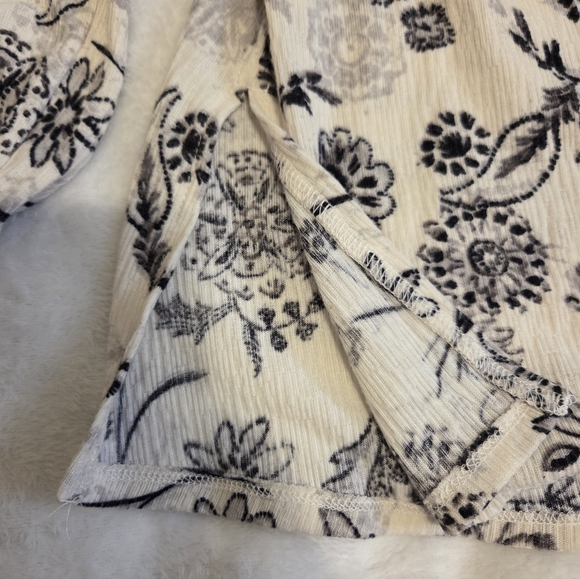 Maurices White Floral Lace-Trim Open Cardigan - Picture 6 of 7